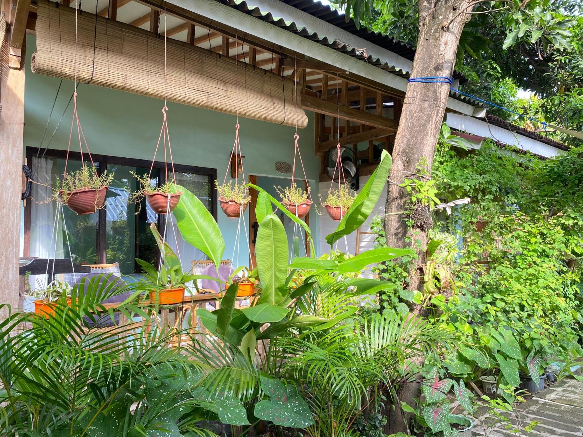 Marta House Gili Air Hotell Exteriör bild